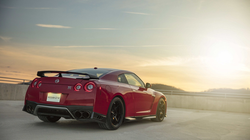 Illustration for article titled The 2017 Nissan GT-R Track Edition Is Somehow Still A Great Deal At $128,000